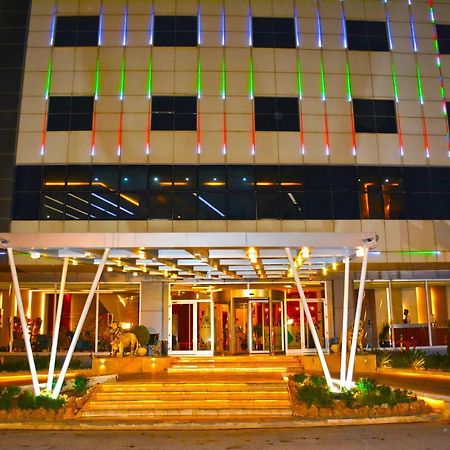 Gratus Hotel アルビール エクステリア 写真