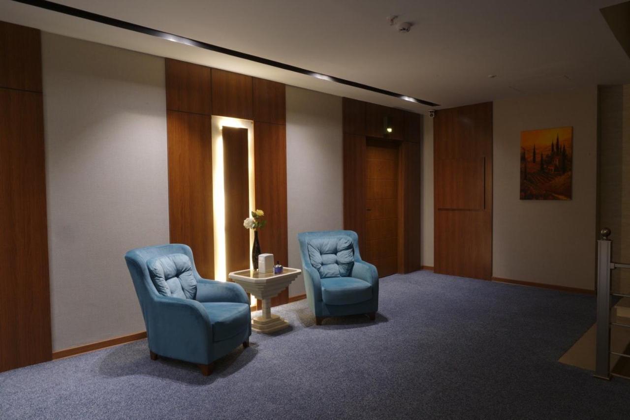 Gratus Hotel アルビール エクステリア 写真