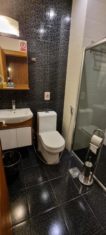 Gratus Hotel アルビール エクステリア 写真